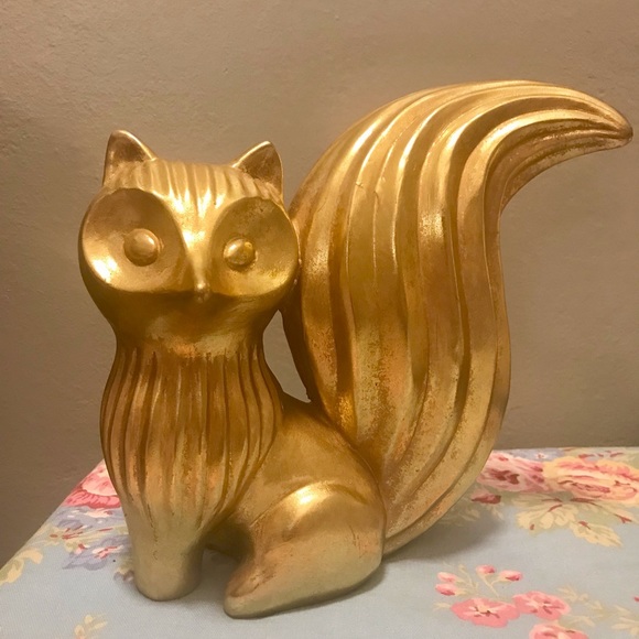 Other - Darling vintage hand carved wooden Fox 🦊 in brushed gold.